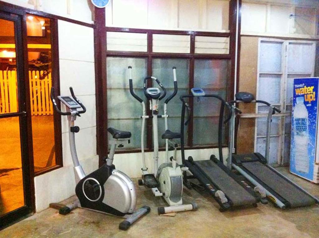 אל נידו Peak House Garden Pension מראה חיצוני תמונה