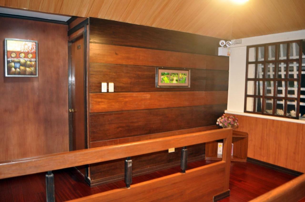 אל נידו Peak House Garden Pension מראה חיצוני תמונה